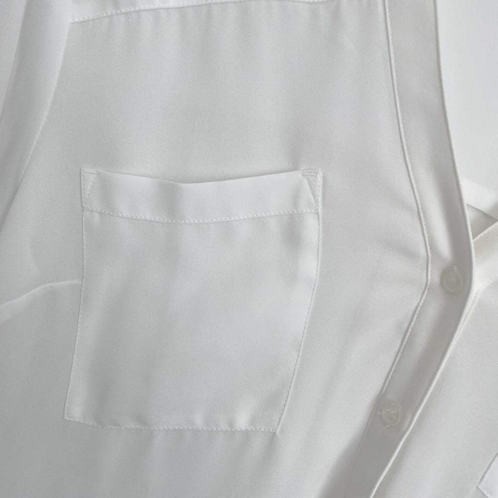 Express Pure White Button Up Blouse Size Medium - image 5